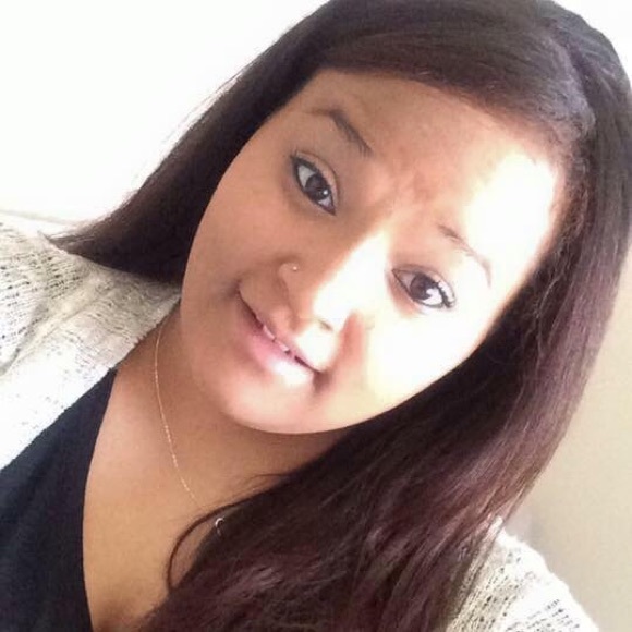 Meet your Posher, Stephanie - Picture 1 of 1